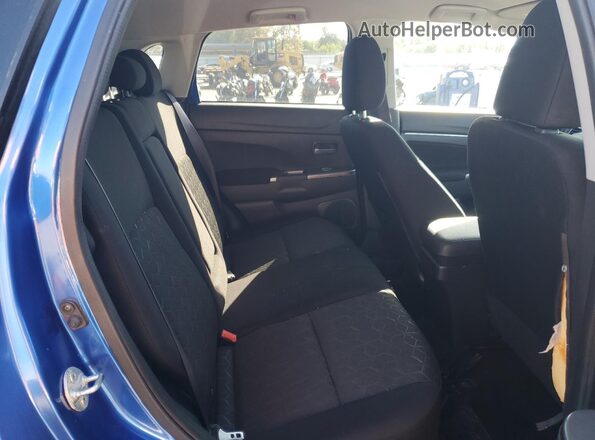 JA4APVAU8MU010217 2021 MITSUBISHI OUTLANDER Blue Vista interior trasera