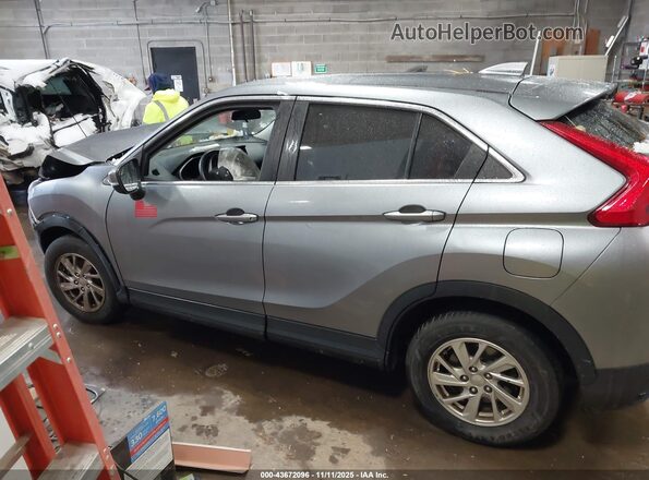JA4AS3AAXJZ040830 2018 MITSUBISHI ECLIPSE CROSS Gray უკანა სალონის ხედი