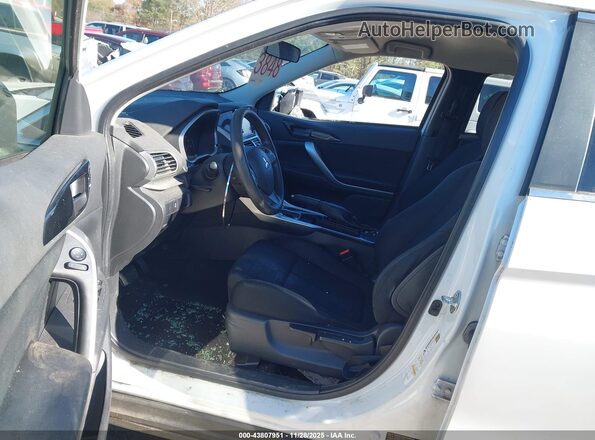 JA4AT3AA3LZ022444 2020 MITSUBISHI ECLIPSE CROSS White Front interior view