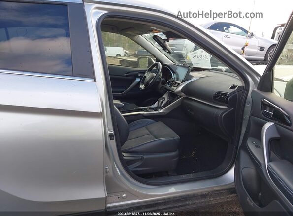 JA4ATWAA2RZ003362 2024 MITSUBISHI ECLIPSE CROSS Серебряный Вид салона спереди