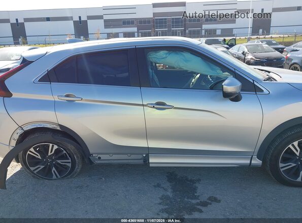 JA4ATWAA4PZ030141 2023 MITSUBISHI ECLIPSE CROSS Silver Вид задньої частини салону