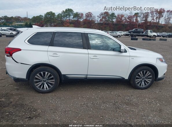 JA4JZ4AX9JZ010109 2018 MITSUBISHI OUTLANDER White უკანა სალონის ხედი