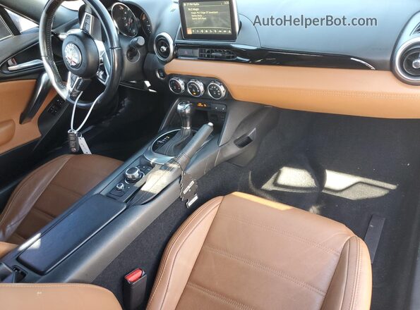 JC1NFAEK5H0106005 2017 FIAT 124 Угольный Вид панели приборов