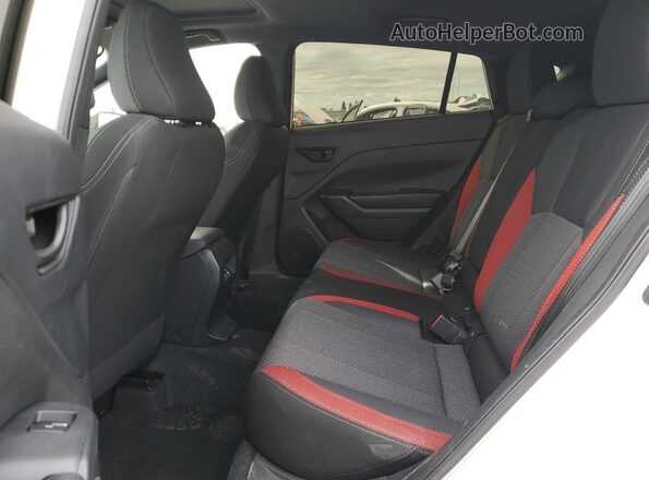 JF1GUHJCXR8890067 2024 SUBARU IMPREZA White უკანა სავარძლების ხედი