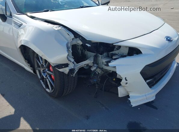 JF1ZCAC13K9602064 2019 SUBARU BRZ White Դիմացի տեսք