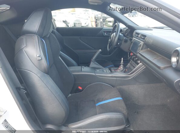 JF1ZDBS13R9701255 2024 SUBARU BRZ White Widok wnętrza z przodu