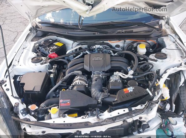 JF1ZDBS13R9701255 2024 SUBARU BRZ White Widok z tyłu