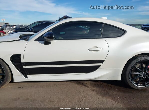 JF1ZNBE10R8761024 2024 TOYOTA GR86 Белый Панорамный вид салона 360°