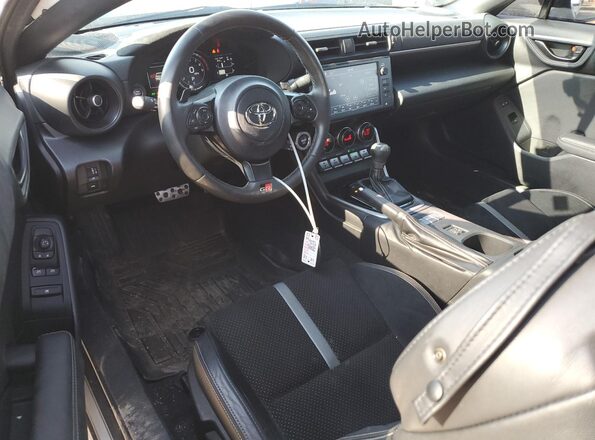 JF1ZNBF11P8753963 2023 TOYOTA GR White Vista del salpicadero