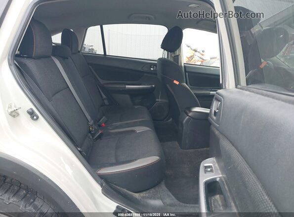 JF2GPABC0HH259061 2017 SUBARU CROSSTREK Beige Widok naklejki z numerem VIN