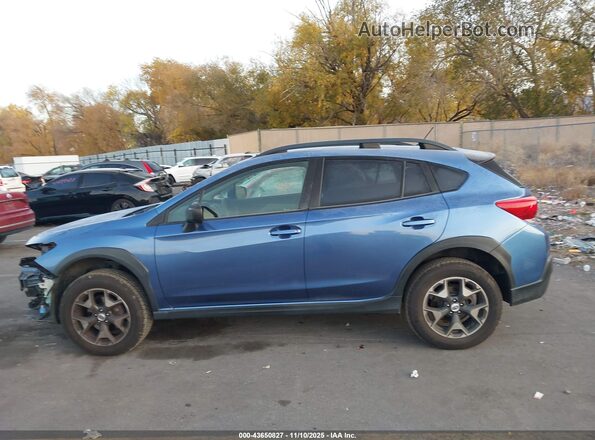 JF2GTAAC7JH352193 2018 SUBARU CROSSTREK Light Blue 