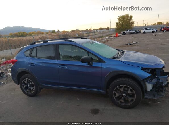 JF2GTAAC7JH352193 2018 SUBARU CROSSTREK Light Blue 