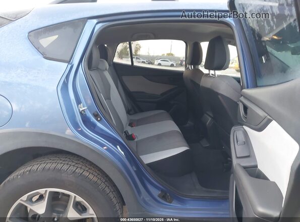JF2GTAAC7JH352193 2018 SUBARU CROSSTREK Light Blue 