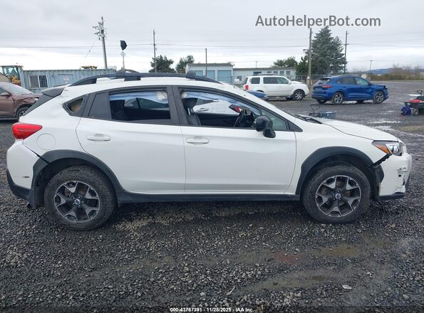 JF2GTADC7JH233085 2018 SUBARU CROSSTREK White 