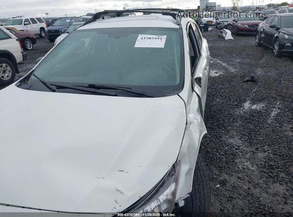 JF2GTADC7JH233085 2018 SUBARU CROSSTREK White 