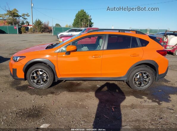 JF2GTAEC3LH258938 2020 SUBARU CROSSTREK Orange 
