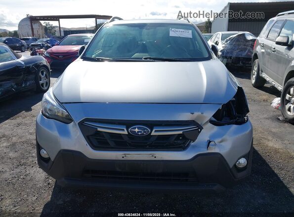 JF2GTAEC5N8211722 2022 SUBARU CROSSTREK Silver Вид задньої частини салону