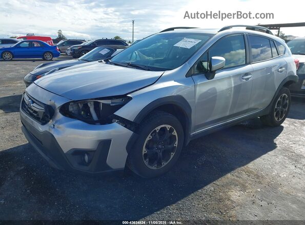 JF2GTAEC5N8211722 2022 SUBARU CROSSTREK Silver Передня ліва чверть