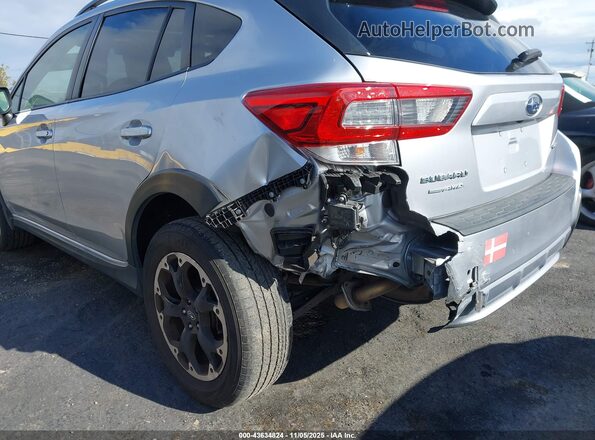 JF2GTAEC5N8211722 2022 SUBARU CROSSTREK Silver Вид спереду