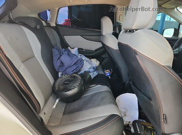 JF2GTAECXL8228738 2020 SUBARU CROSSTREK Белый Вид задних сидений