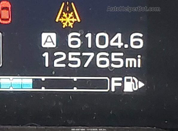 JF2GTAMC1JH323090 2018 SUBARU CROSSTREK Blue 