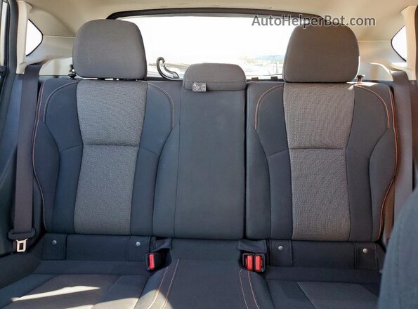 JF2GTAPC6M8246992 2021 SUBARU CROSSTREK Silver Rear seats view