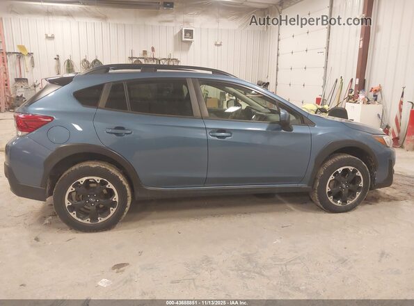 JF2GTAPC7NH287519 2022 SUBARU CROSSTREK Blue Вид задньої частини салону