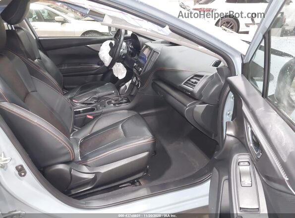 JF2GTHNC9NH283533 2022 SUBARU CROSSTREK Gray Вид салону спереду