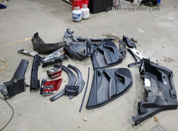 JF2GTHSC4NH209893 2022 SUBARU CROSSTREK Charcoal Vista de la etiqueta del VIN
