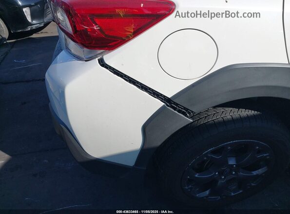 JF2GTHSC5MH652696 2021 SUBARU CROSSTREK White 