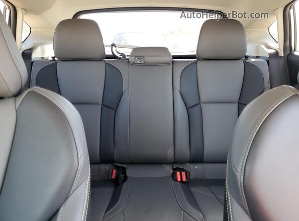 JF2GTHSC6NH281629 2022 SUBARU CROSSTREK Silver Widok tylnych siedzeń
