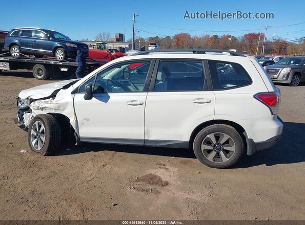 JF2SJABC6JH607768 2018 SUBARU FORESTER 2.5 White 