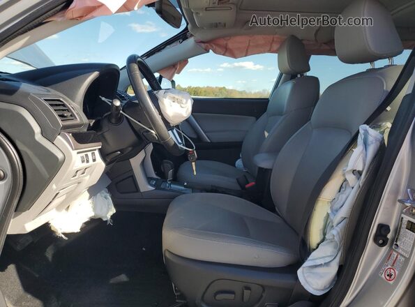JF2SJALC2HH407768 2017 SUBARU FORESTER 2.5 Silver წინა სალონის ხედი