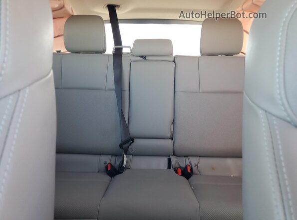 JF2SJALC2HH407768 2017 SUBARU FORESTER 2.5 Silver უკანა სავარძლების ხედი