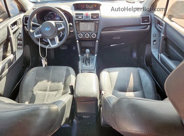 JF2SJATC0HH444639 2017 SUBARU FORESTER 2.5I TO Темно-бордовый Вид панели приборов