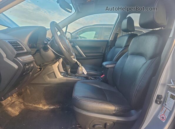 JF2SJAVC8GH560912 2016 SUBARU FORESTER 2.5I TO Silver წინა სალონის ხედი
