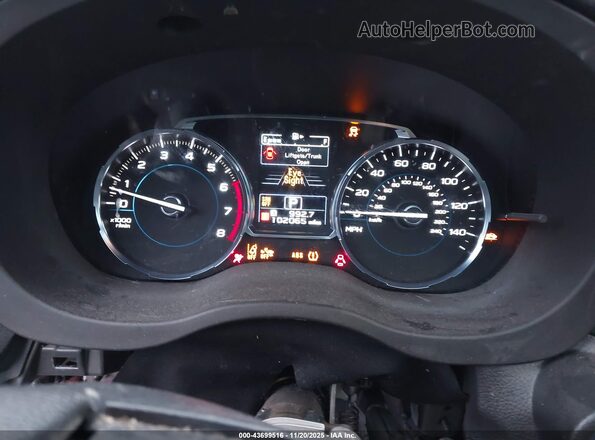 JF2SJAWC9HH808164 2017 SUBARU FORESTER 2.5I TO Белый Вид задних сидений