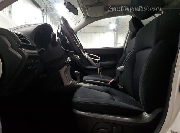 JF2SJCHC0GH508052 2016 SUBARU FORESTER 2.5 White Widok wnętrza z przodu