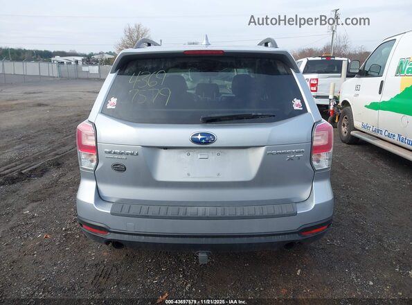 JF2SJGEC6HH451398 2017 SUBARU FORESTER2. Silver 