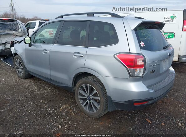JF2SJGEC6HH451398 2017 SUBARU FORESTER2. Silver Trasero izquierdo