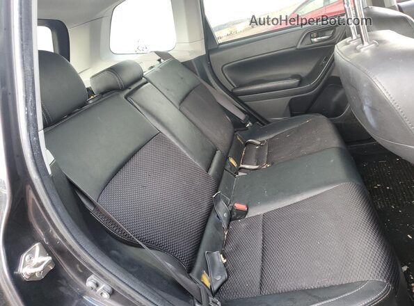 JF2SJGEC8HH497394 2017 SUBARU FORESTER2. Charcoal Widok tylnych siedzeń