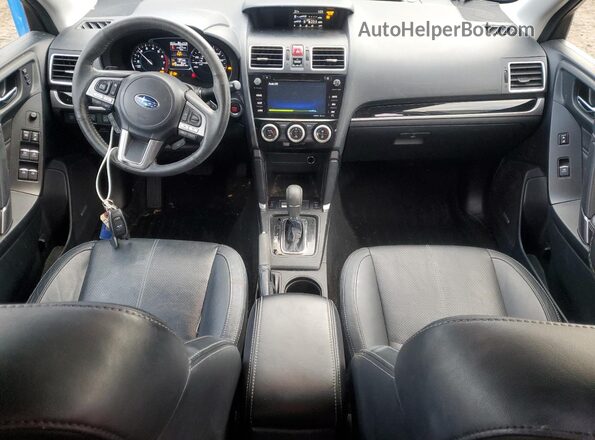 JF2SJGWC5HH533251 2017 SUBARU FORESTER2. Blue Dashboard view