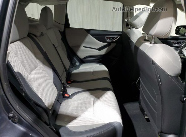 JF2SKADC2RH508595 2024 SUBARU FORESTER Gray Vista interior trasera