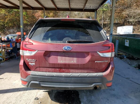 JF2SKAJC4LH512174 2020 SUBARU FORESTER Maroon Rear view