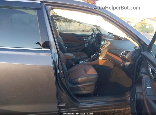 JF2SKARC0PH472993 2023 SUBARU FORESTER Gray Widok wnętrza z przodu