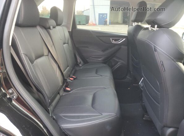 JF2SKARC6NH465530 2022 SUBARU FORESTER Черный Вид задней части салона