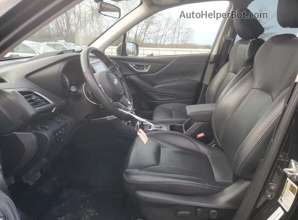 JF2SKARC6NH465530 2022 SUBARU FORESTER Черный Вид салона спереди