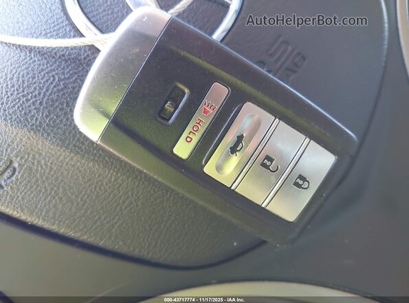 JH4KC1F50GC001021 2016 ACURA RLX Black Dashboard view
