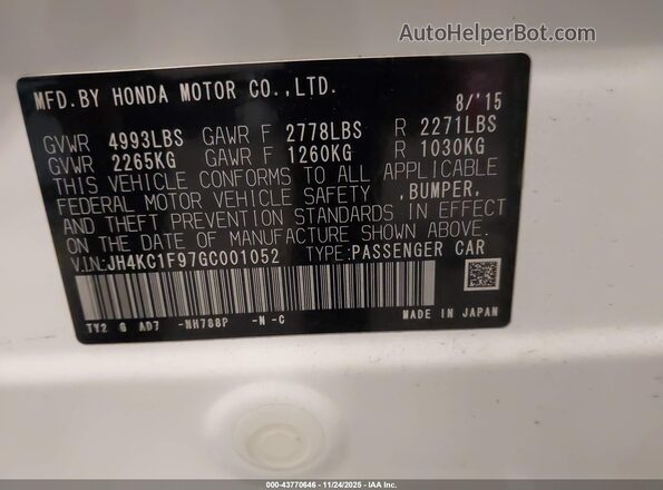 JH4KC1F97GC001052 2016 ACURA RLX White Вид підкапотного простору