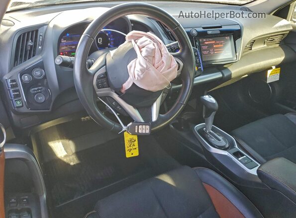 JHMZF1D61GS001472 2016 HONDA CR-Z White Dashboard view